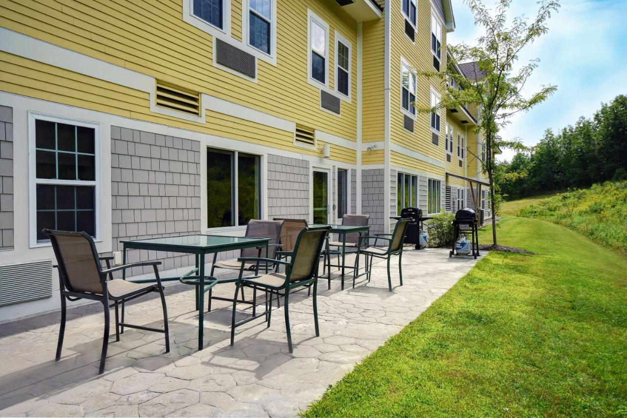Comfort Inn & Suites Wilton Extérieur photo