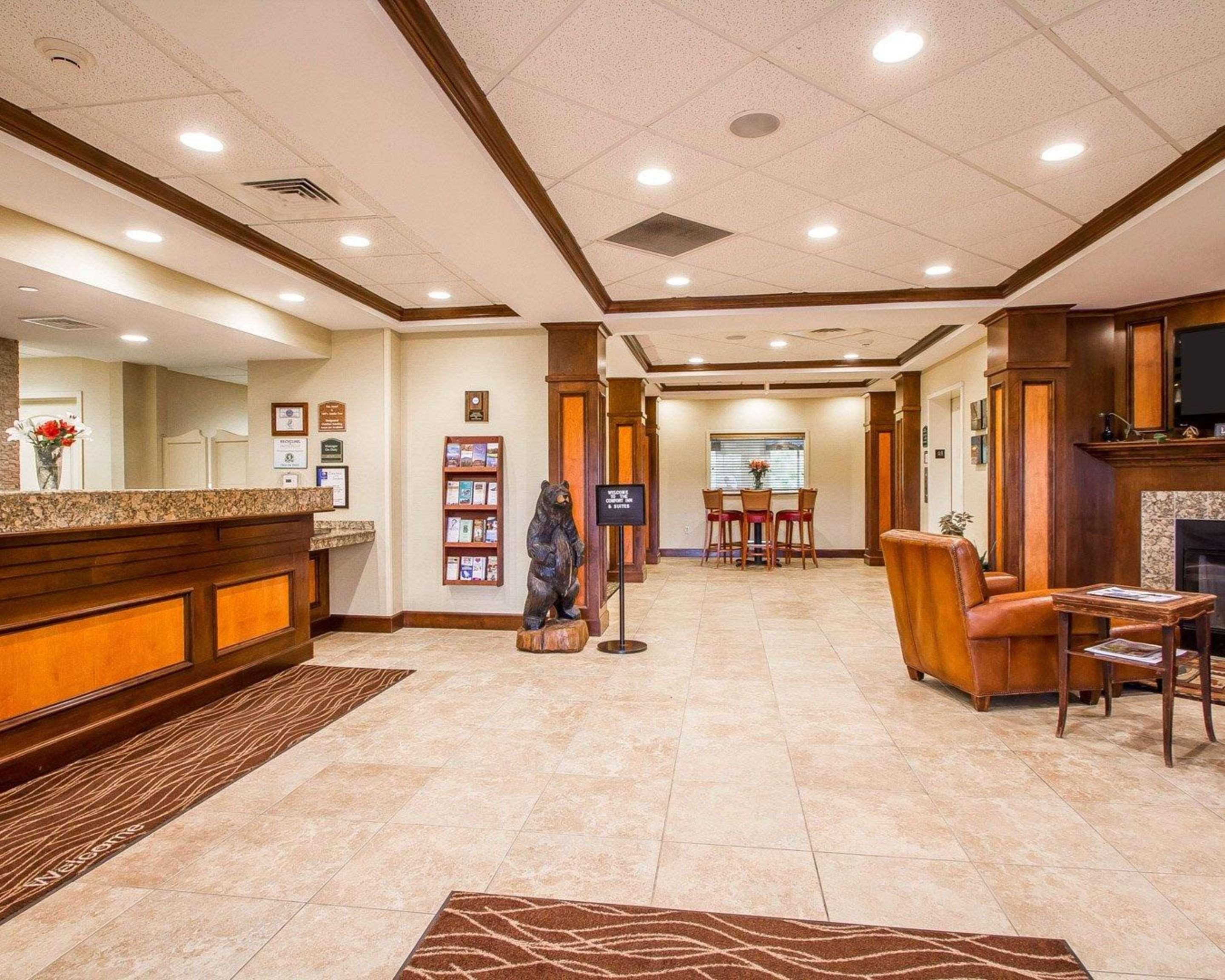 Comfort Inn & Suites Wilton Extérieur photo