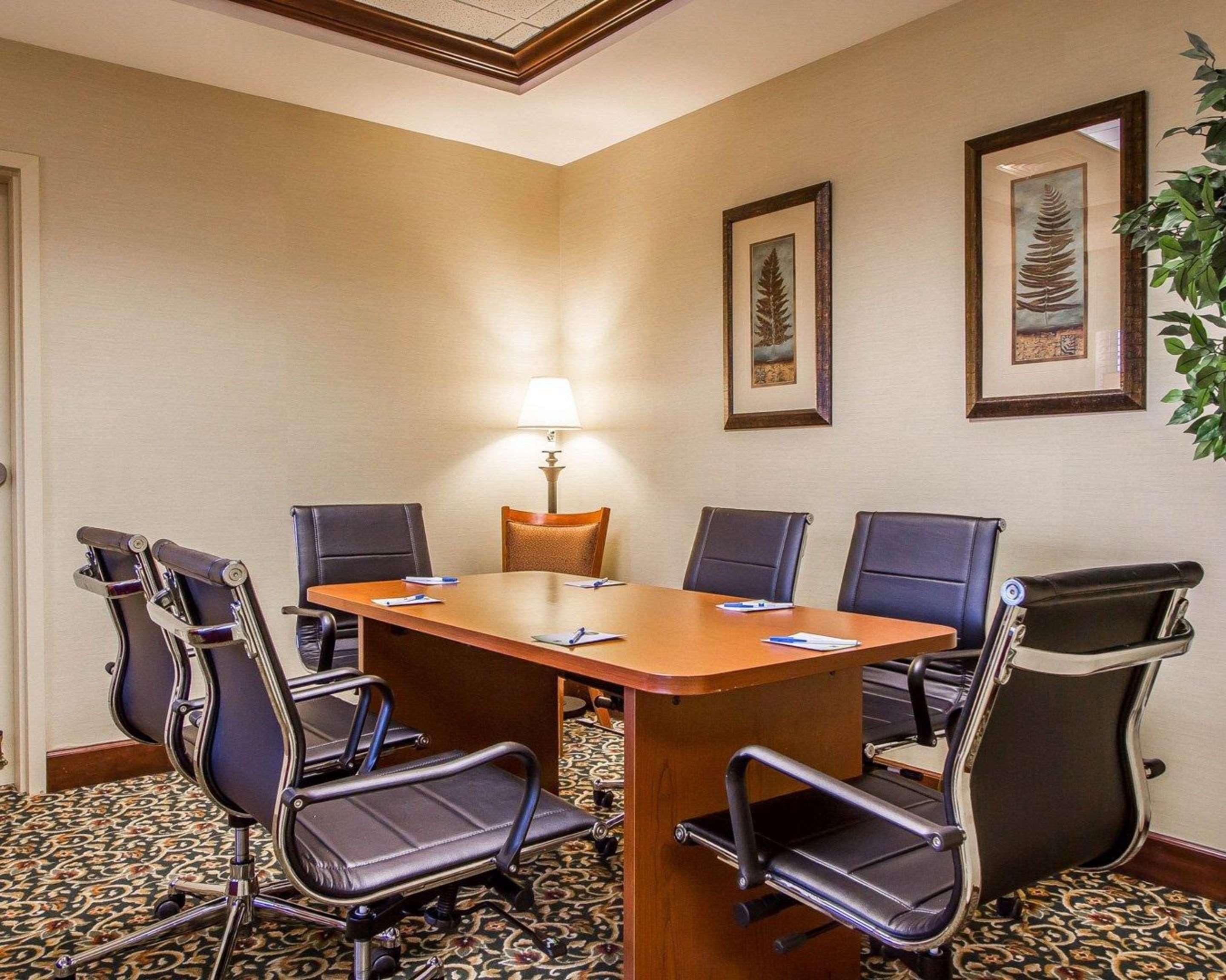 Comfort Inn & Suites Wilton Extérieur photo