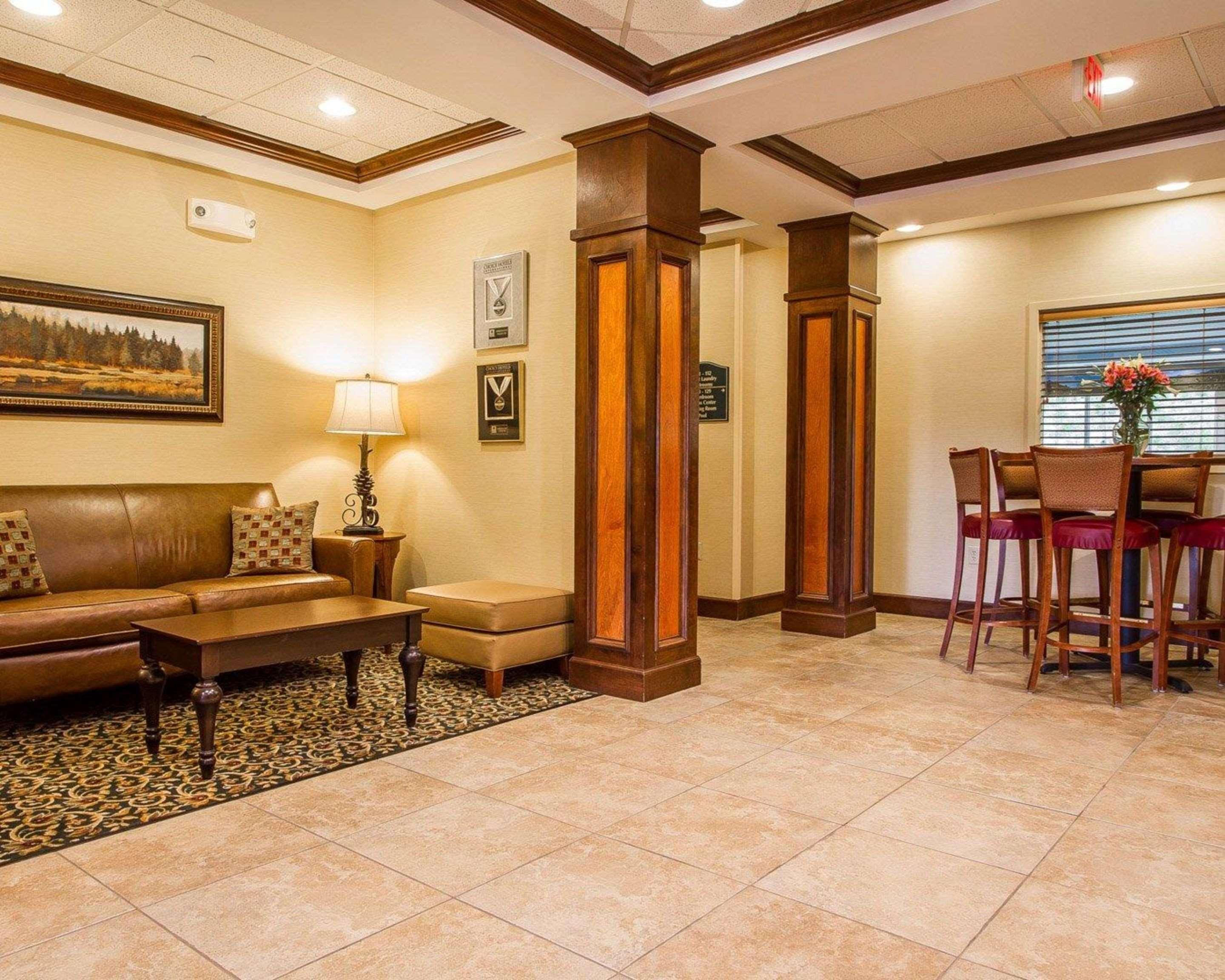 Comfort Inn & Suites Wilton Extérieur photo