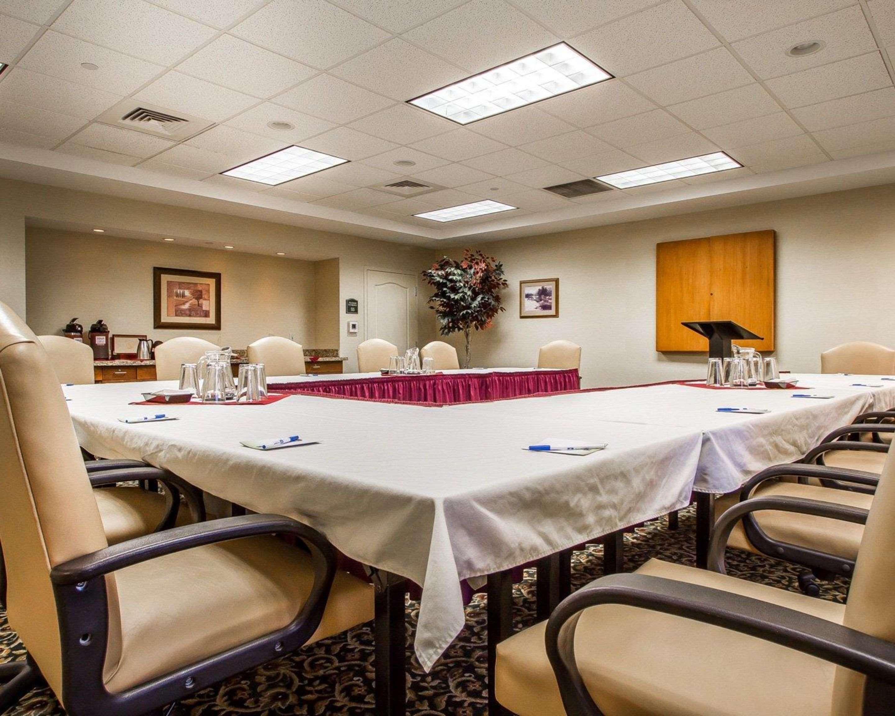 Comfort Inn & Suites Wilton Extérieur photo